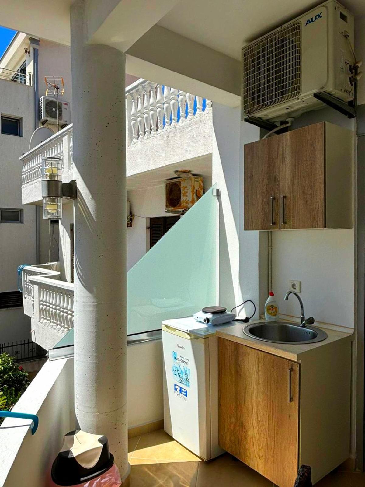 Mala Plaza Apartments Ulcinj Buitenkant foto